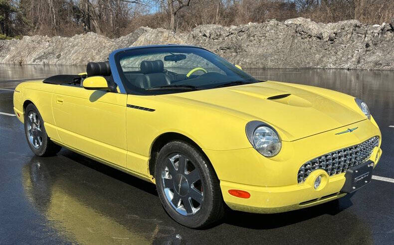 2002 Ford Thunderbird Deluxe