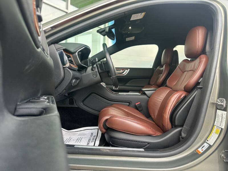 2017 Lincoln Continental Reserve