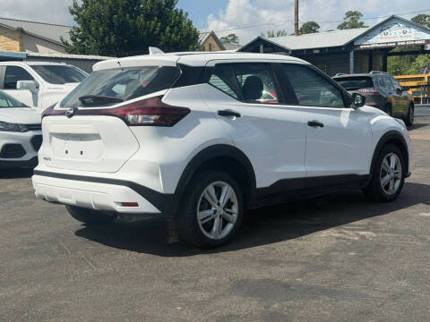2024 Nissan Kicks S