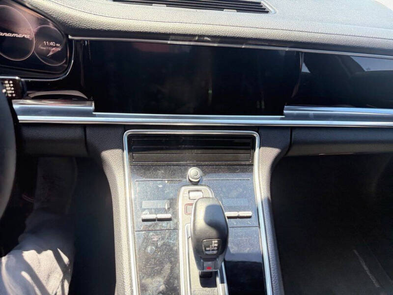 2018 Porsche Panamera