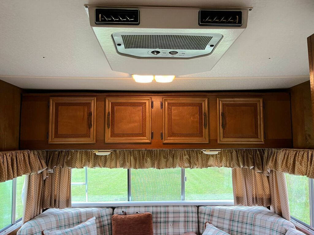 1977 Coachmen Motorhome 40