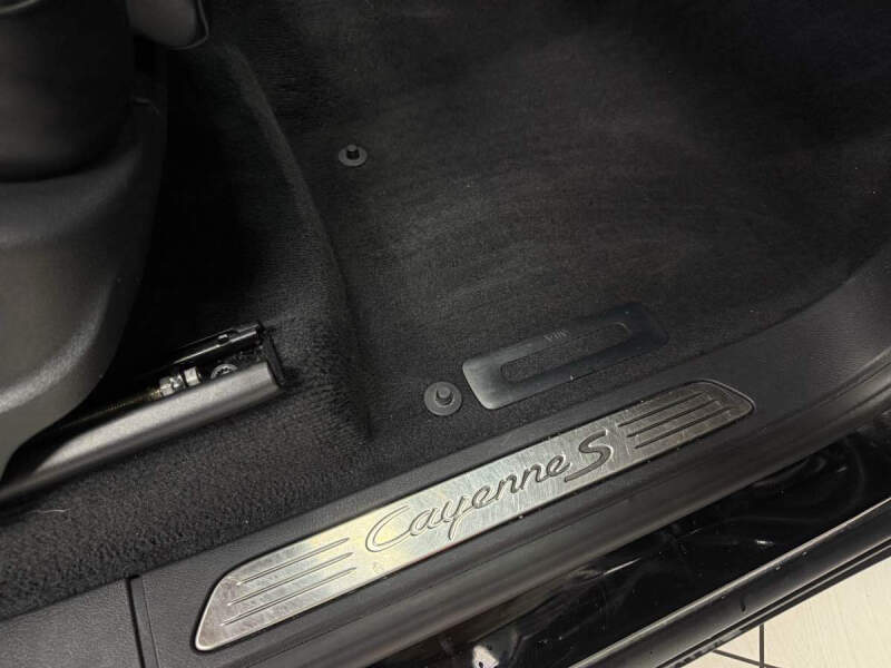 2016 Porsche Cayenne S E-Hybrid