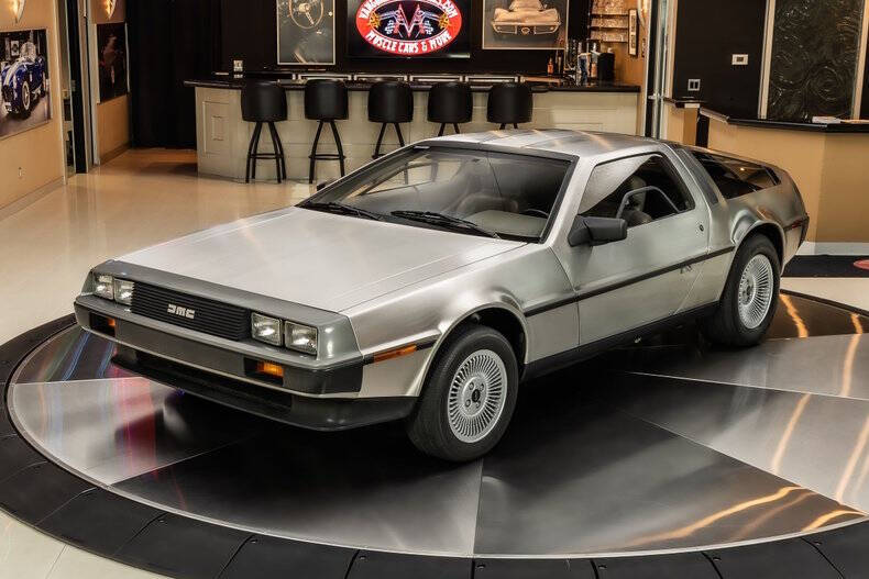 1981 DeLorean DMC-12
