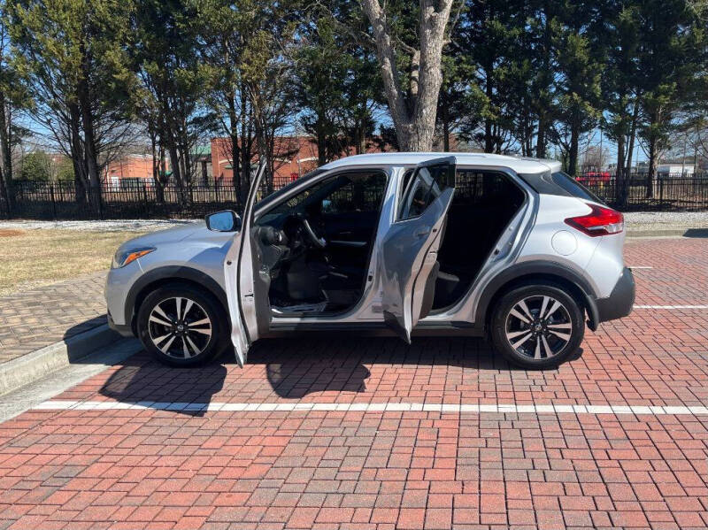 2020 Nissan Kicks SV