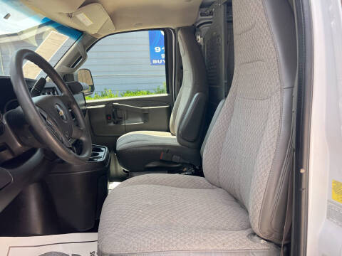 2017 Chevrolet Express 3500