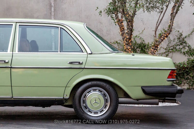 1977 Mercedes-Benz 300-Class