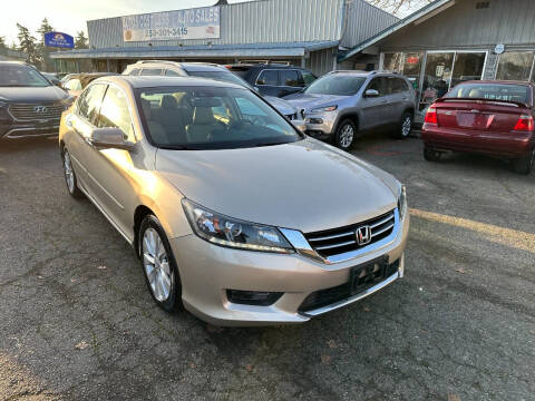 2014 Honda Accord for sale at Autos Cost Less LLC in Lakewood WA