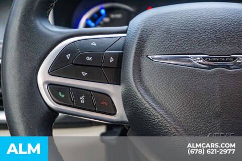 2024 Chrysler Pacifica Plug-In Hybrid Select