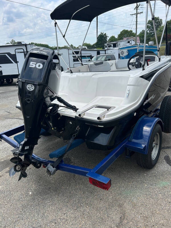 2021 Bayliner Element M15