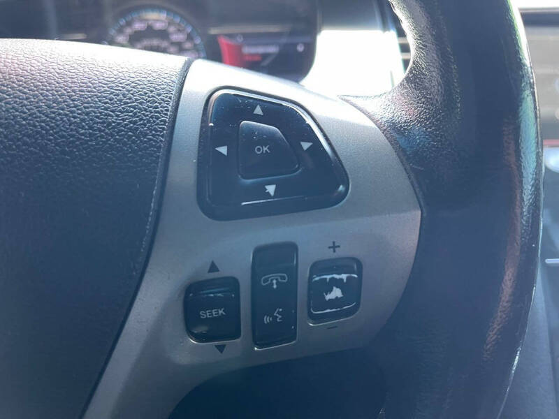 2014 Ford Taurus SEL