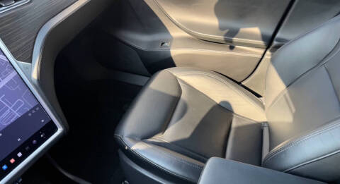 2016 Tesla Model S 85D