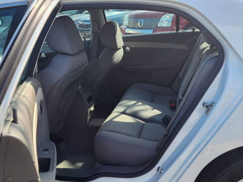 2011 Chevrolet Malibu LS