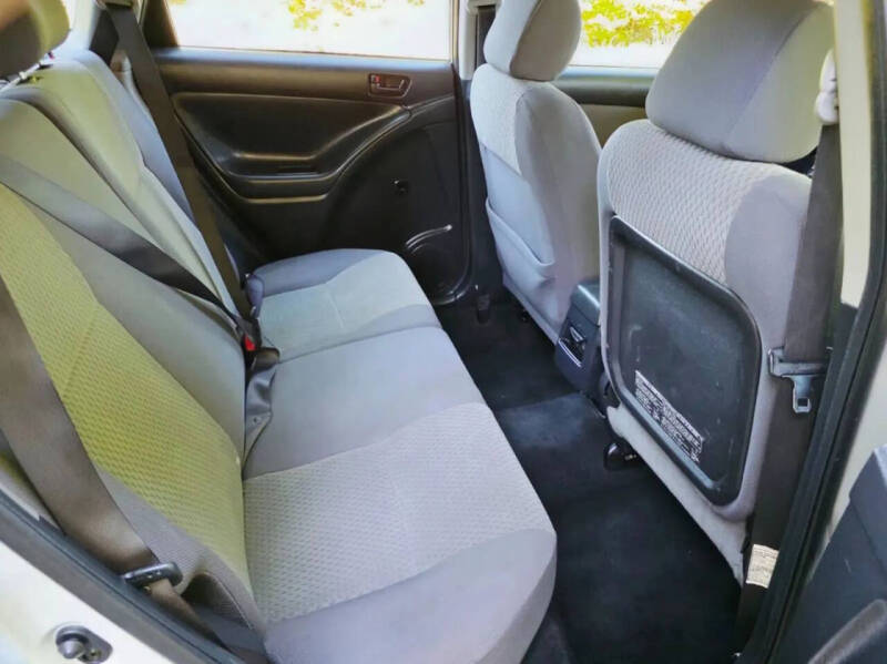 2005 Toyota Matrix