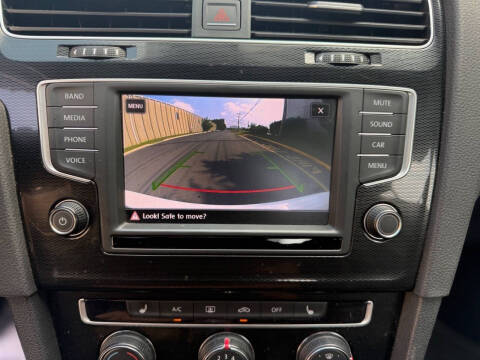 2017 Volkswagen Golf GTI S