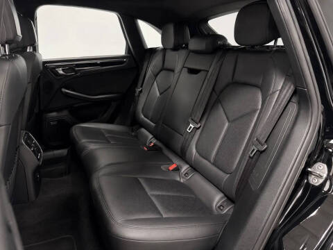 2018 Porsche Macan S