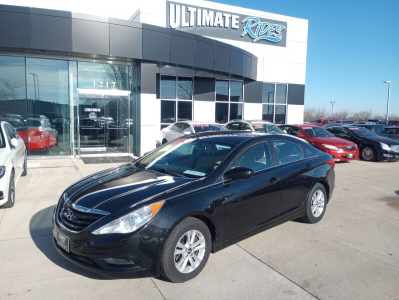 2013 Hyundai Sonata for sale at Ultimate Rides in Appleton WI