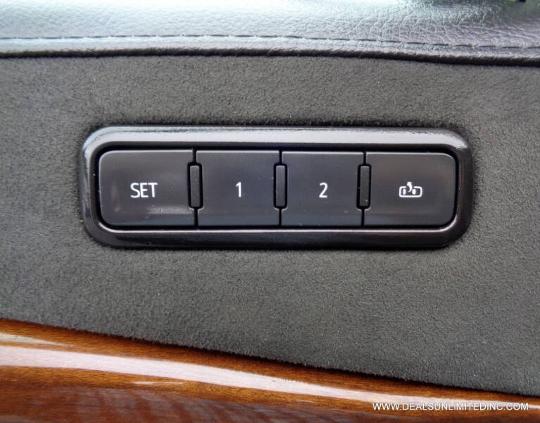 2019 Cadillac Escalade ESV Standard