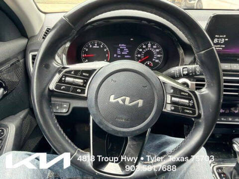 2022 Kia Seltos EX