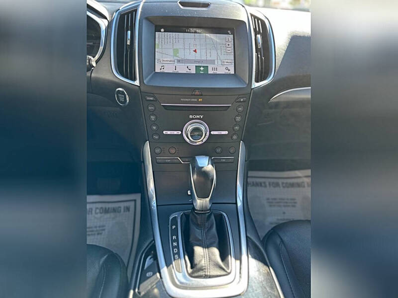 2017 Ford Edge Titanium