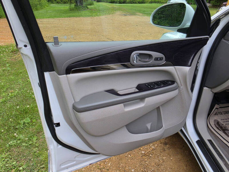 2017 Buick Enclave Leather