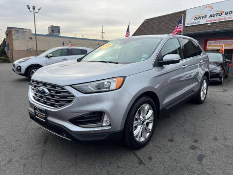 2022 Ford Edge Titanium