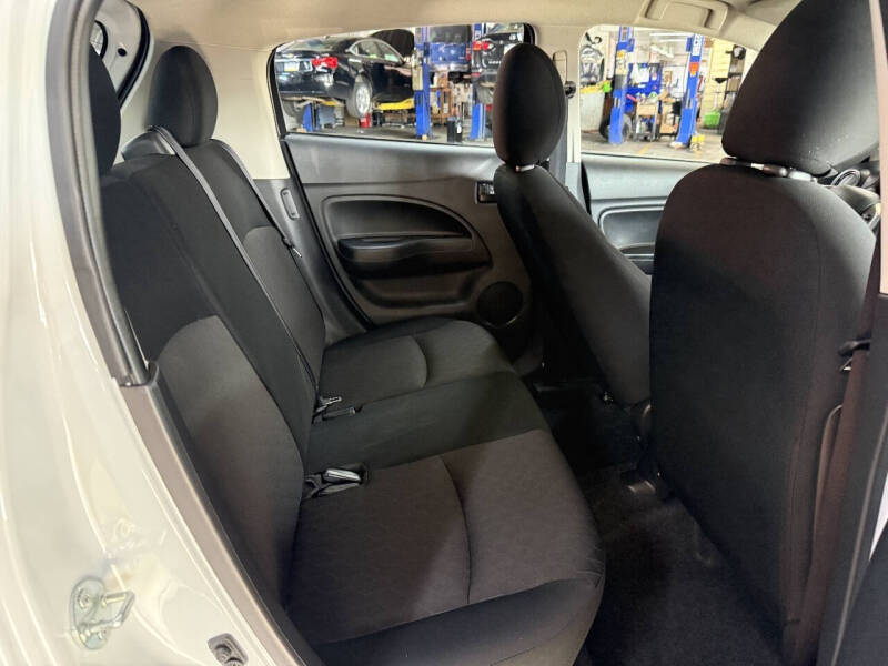 2024 Mitsubishi Mirage ES
