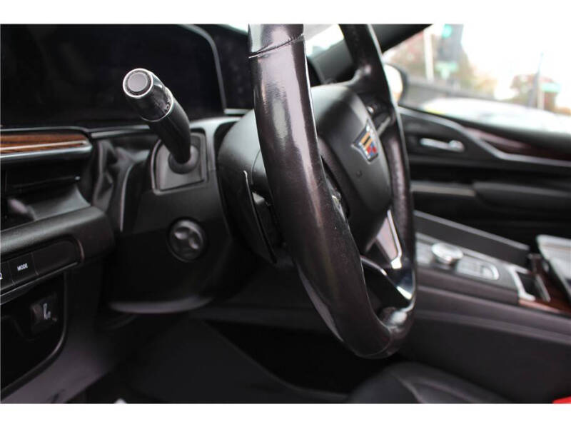 2023 Cadillac Escalade ESV Luxury