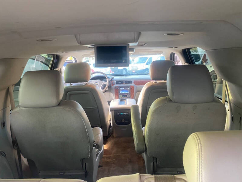 2013 Chevrolet Suburban LTZ