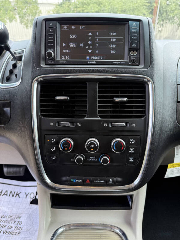 2016 Dodge Grand Caravan SXT Plus