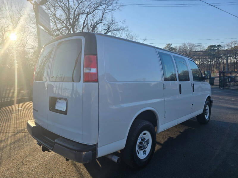 2021 Chevrolet Express 2500