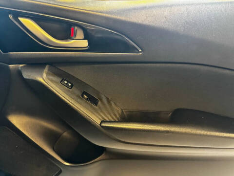 2016 Mazda MAZDA3 i Touring