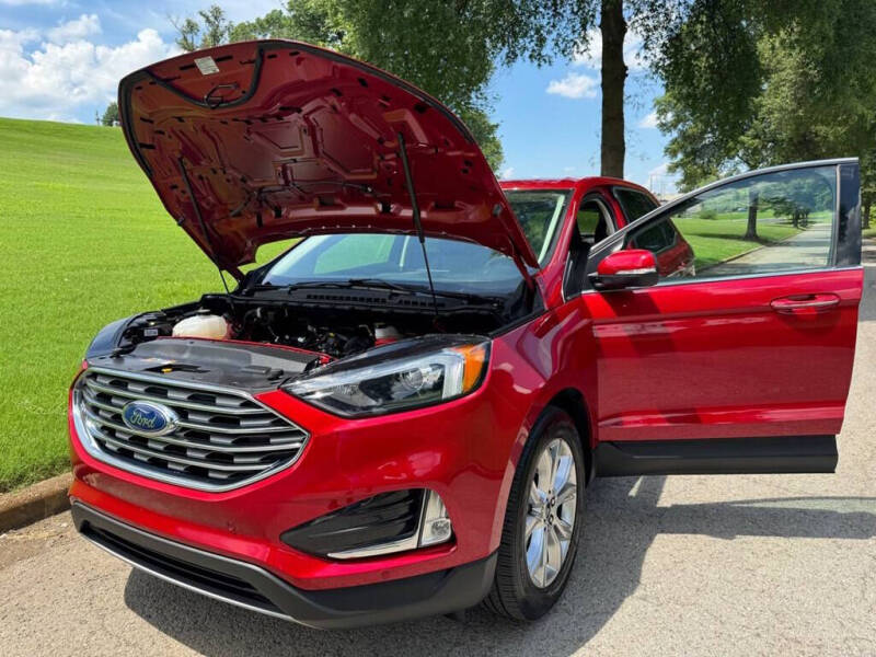 2024 Ford Edge Titanium