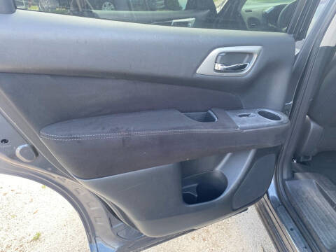 2014 Nissan Pathfinder S