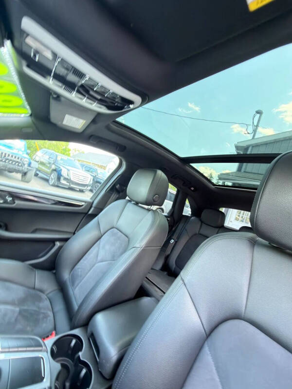 2019 Porsche Macan