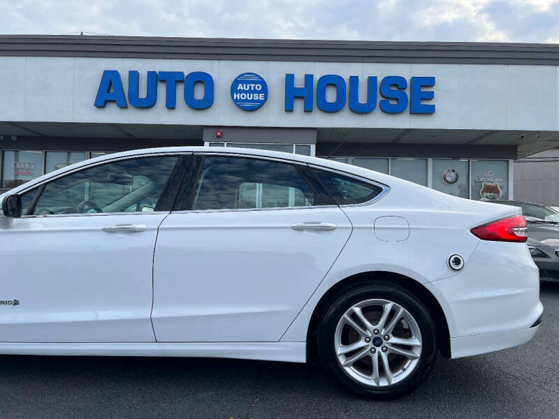 2018 Ford Fusion Hybrid SE