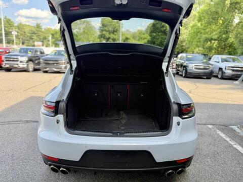 2020 Porsche Macan S