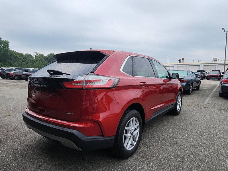 2022 Ford Edge SEL
