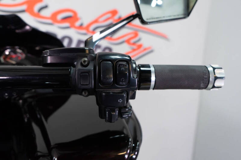 2012 Harley-Davidson CVO Road Glide