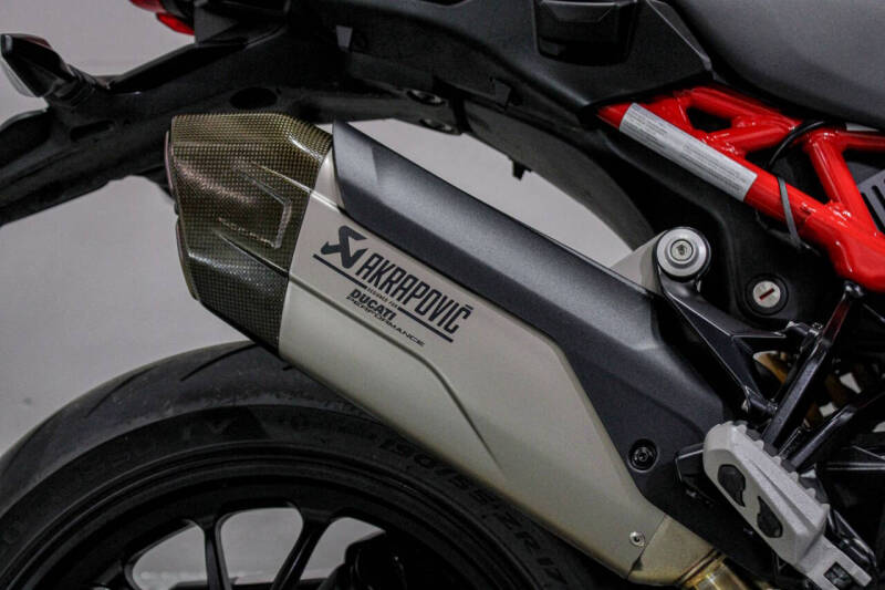 2023 Ducati Multistrada V4 Pike Peak