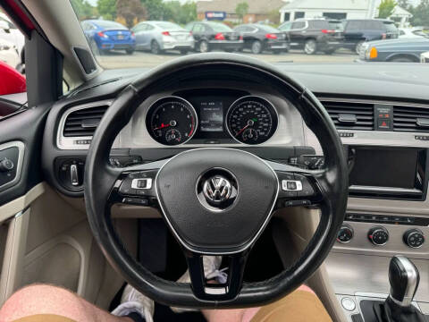 2015 Volkswagen Golf SportWagen