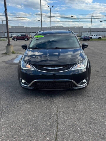 2018 Chrysler Pacifica Touring L Plus