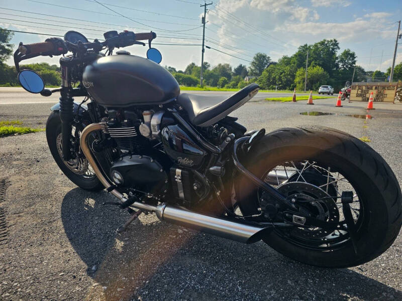 2023 Triumph Bonneville Bobber