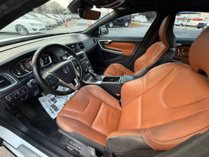 2016 Volvo S60 T5 Drive-E Premier