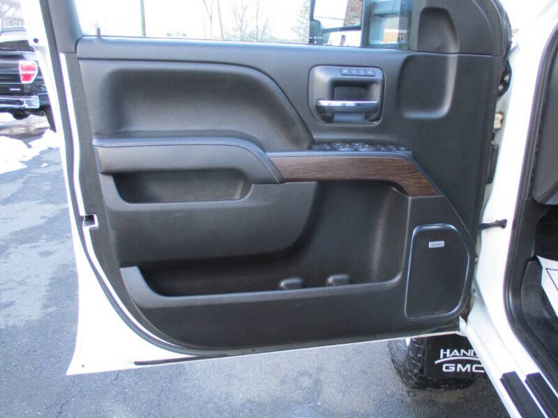 2017 GMC Sierra 2500HD Denali