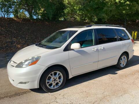 2006 Toyota Sienna for sale at Abe's Auto LLC in Lexington KY