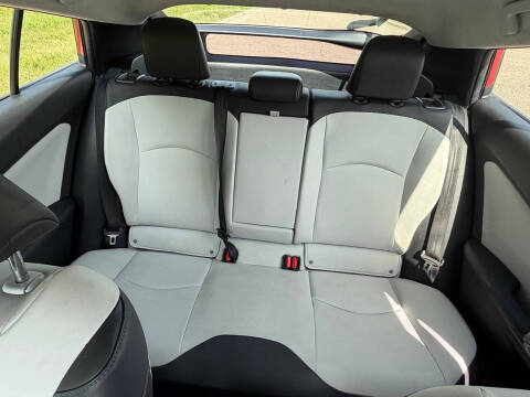 2019 Toyota Prius XLE AWD-e