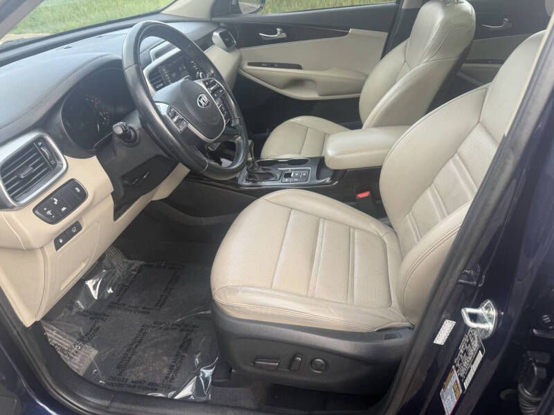 2020 Kia Sorento EX V6