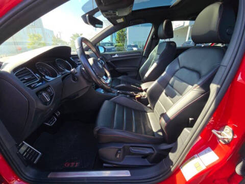 2021 Volkswagen Golf GTI SE