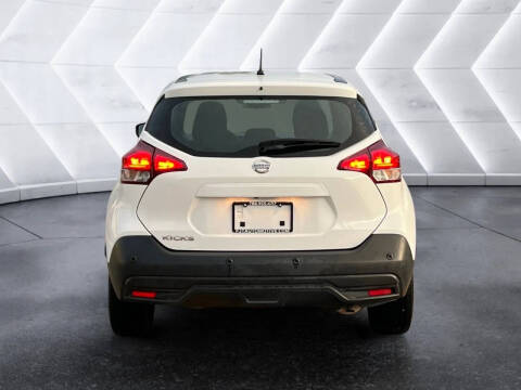 2020 Nissan Kicks S