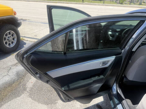 2015 Toyota Corolla LE